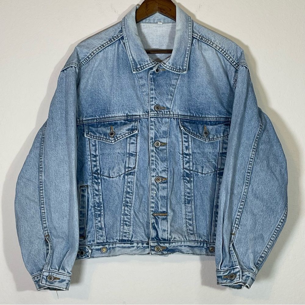 C&A Fade Out Denim Jacket Size Medium Missing Button ~ Belt Length Jean Jacket
